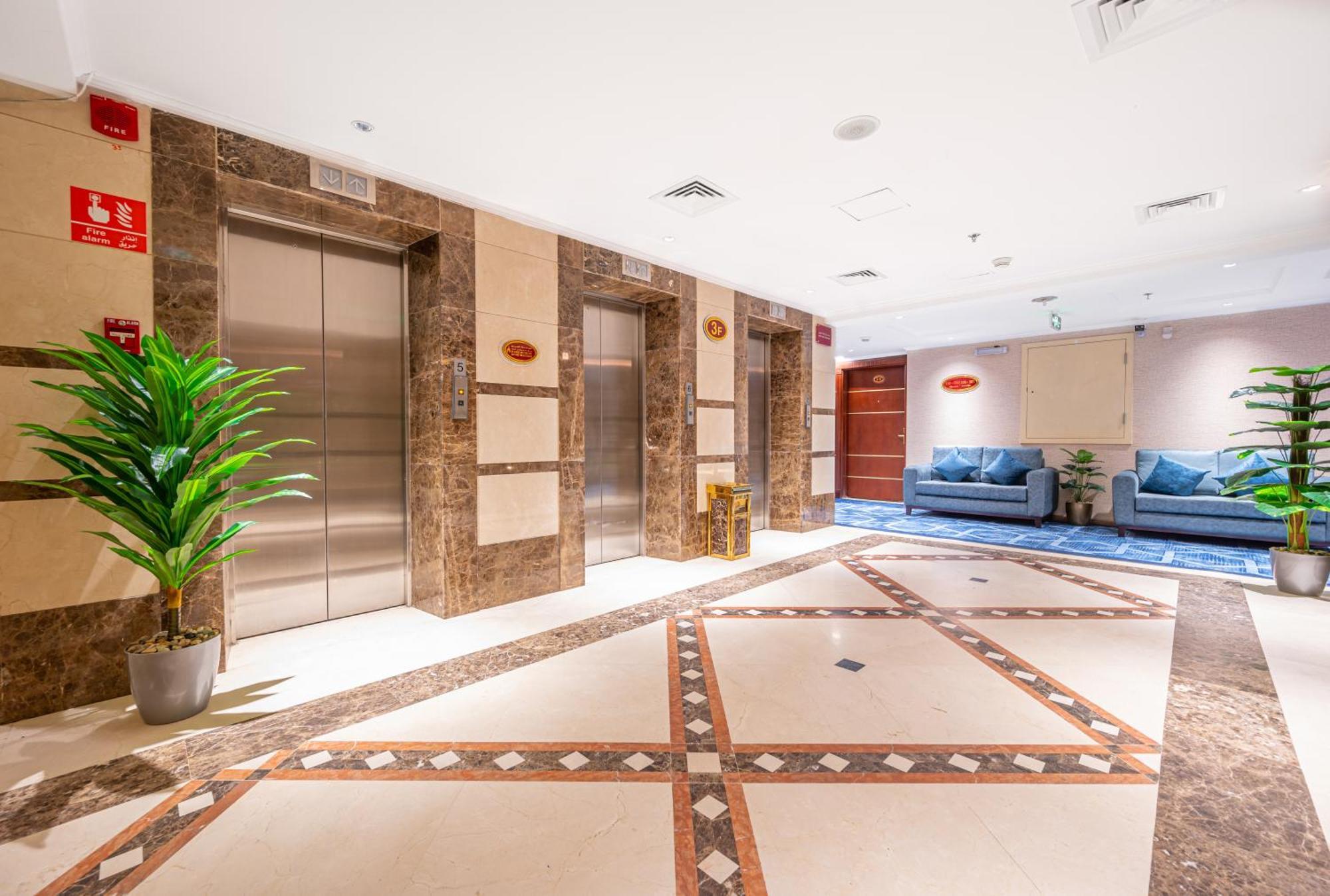 Hotel Shaza Regency Plaza Al Madinah Medina Esterno foto Lobby