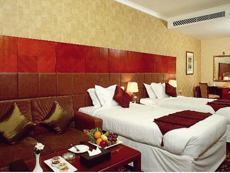 Hotel Shaza Regency Plaza Al Madinah Medina Esterno foto A room at the hotel